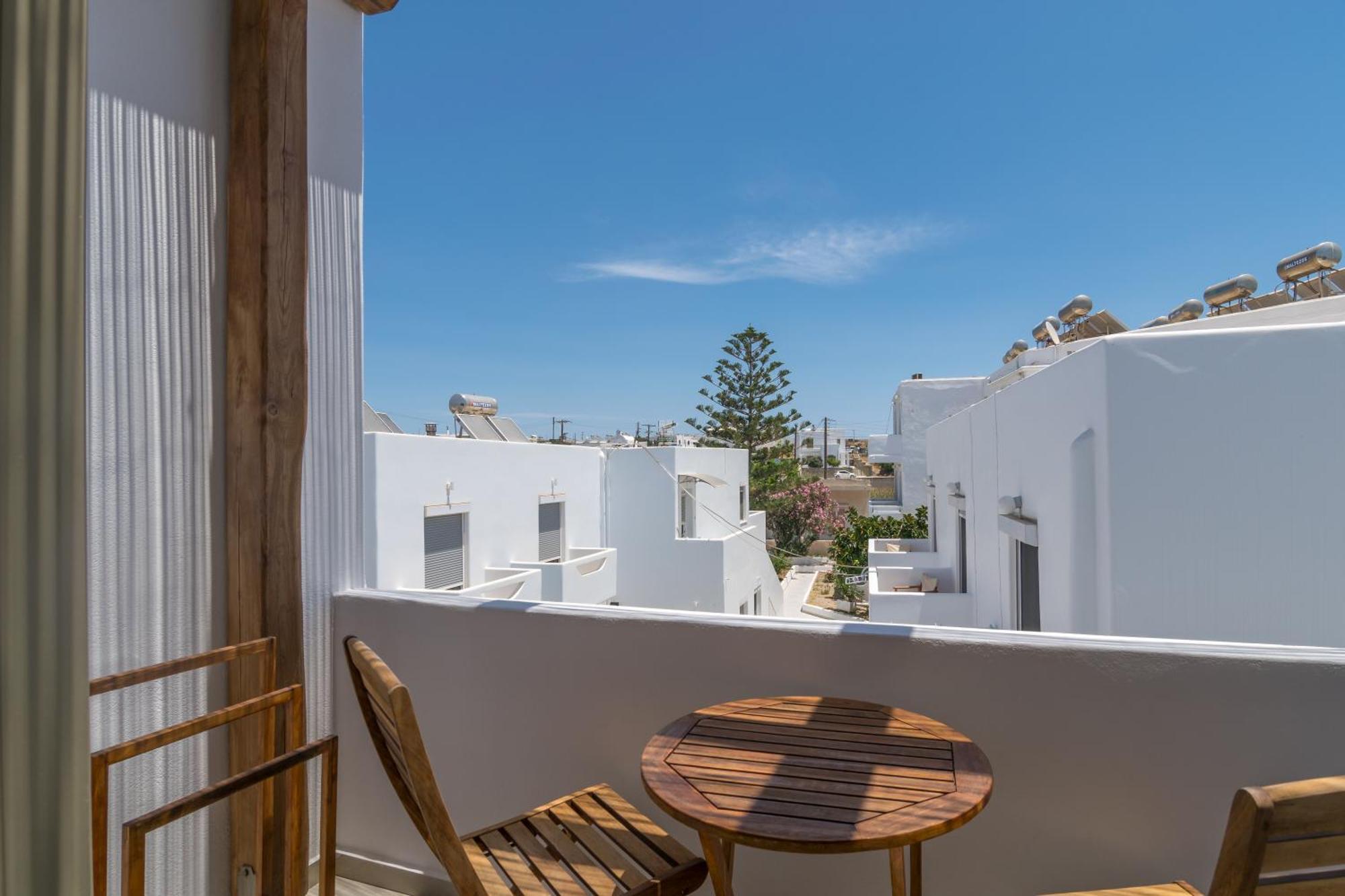 Arco Solium Suites Adamantas  Exterior photo